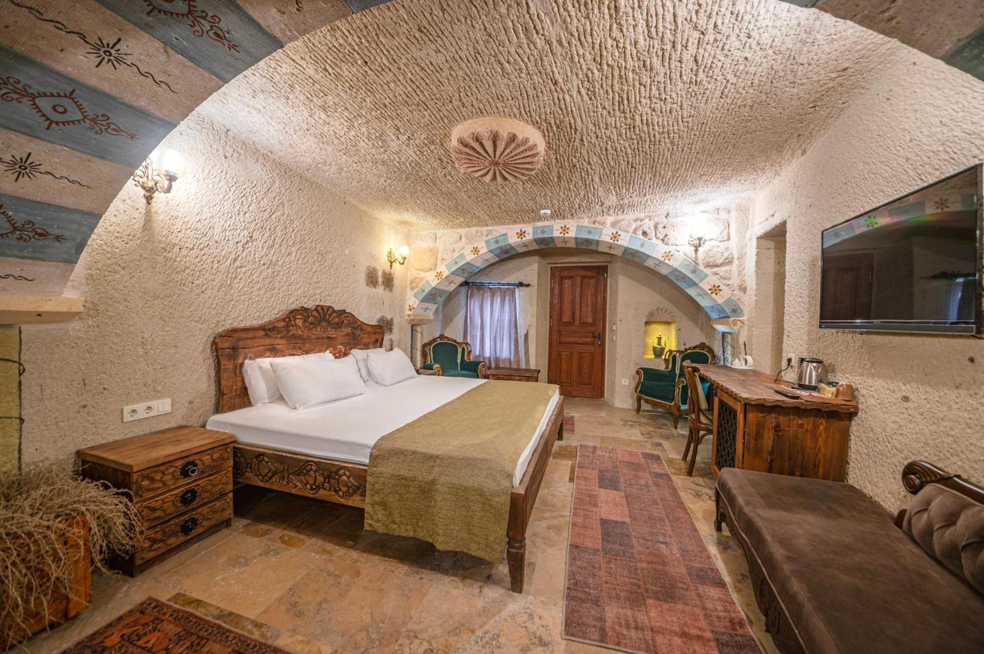 Capp Royal Cave Hotel Юргюп Екстериор снимка