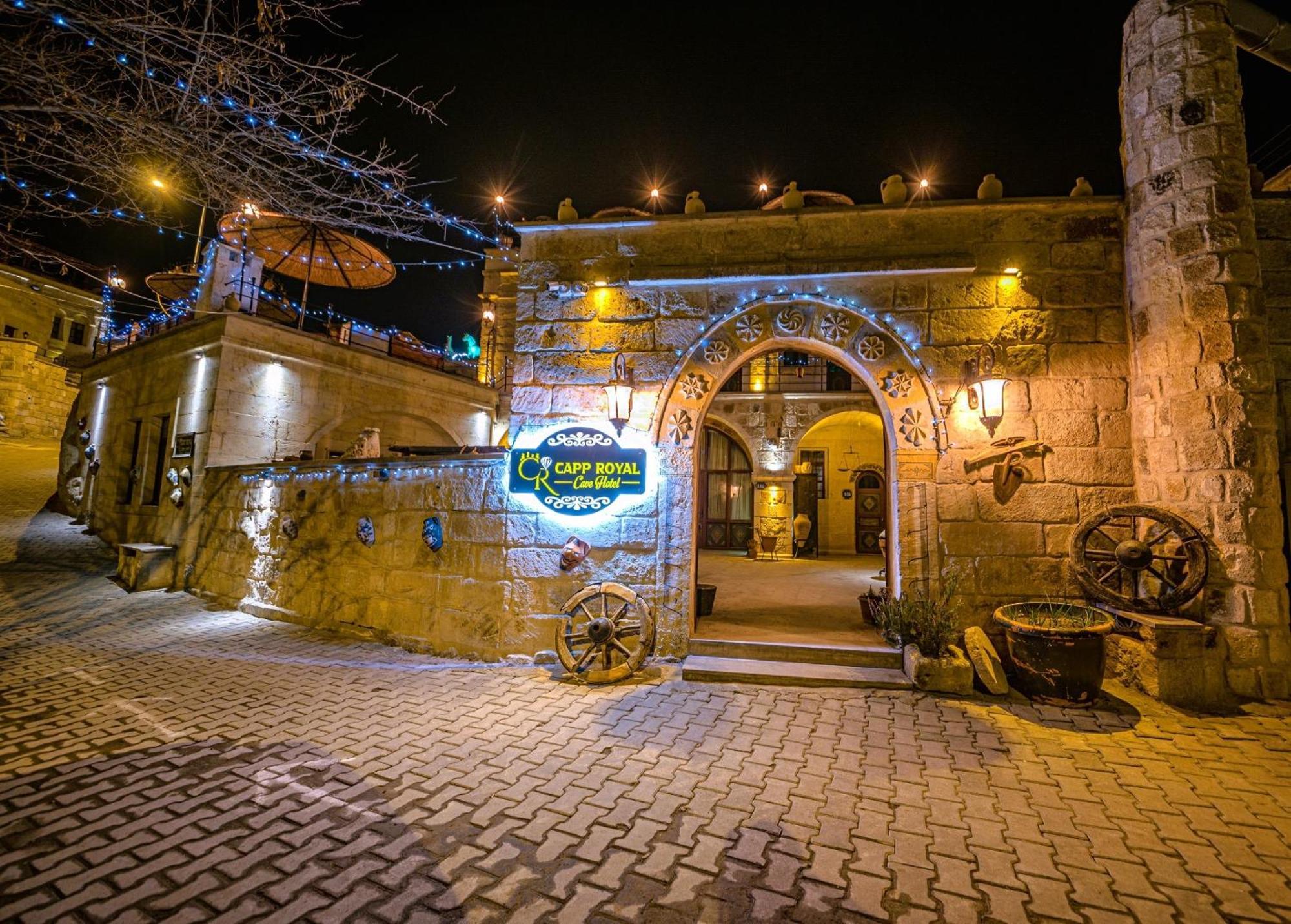Capp Royal Cave Hotel Юргюп Екстериор снимка