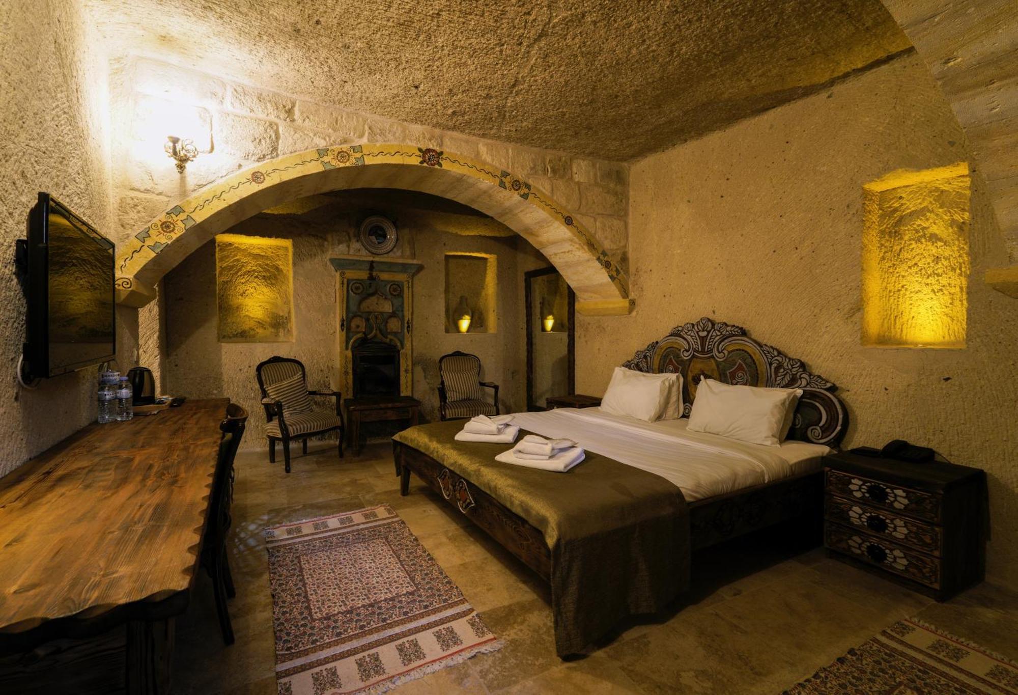 Capp Royal Cave Hotel Юргюп Екстериор снимка