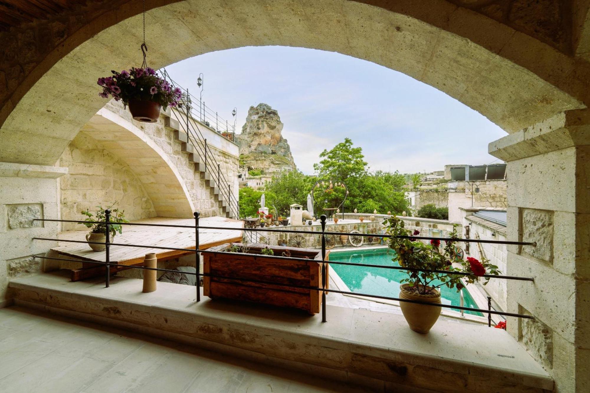 Capp Royal Cave Hotel Юргюп Екстериор снимка