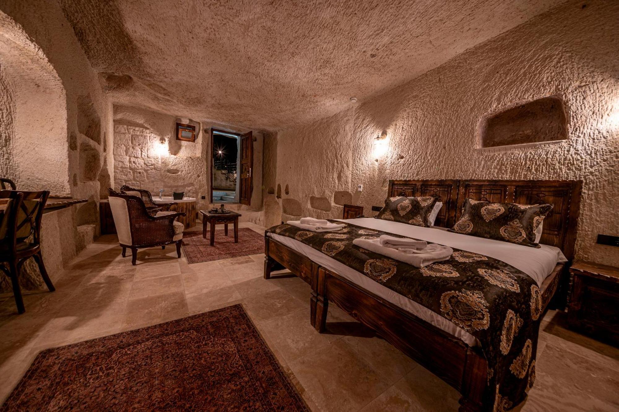 Capp Royal Cave Hotel Юргюп Екстериор снимка
