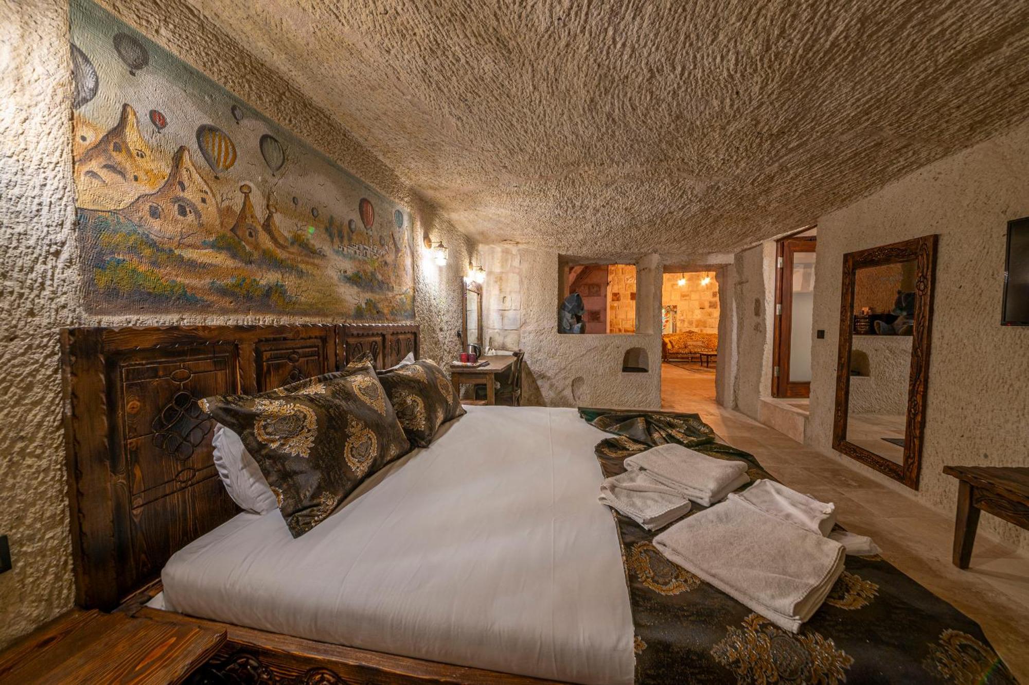 Capp Royal Cave Hotel Юргюп Екстериор снимка