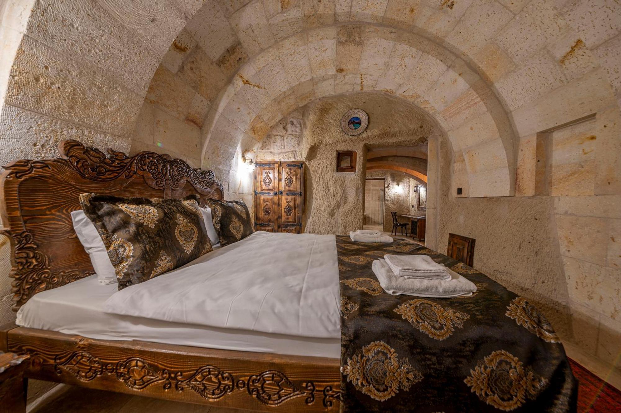 Capp Royal Cave Hotel Юргюп Екстериор снимка