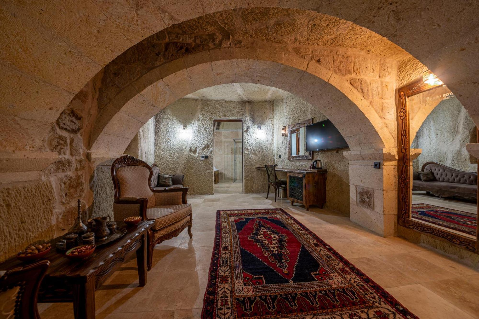 Capp Royal Cave Hotel Юргюп Екстериор снимка