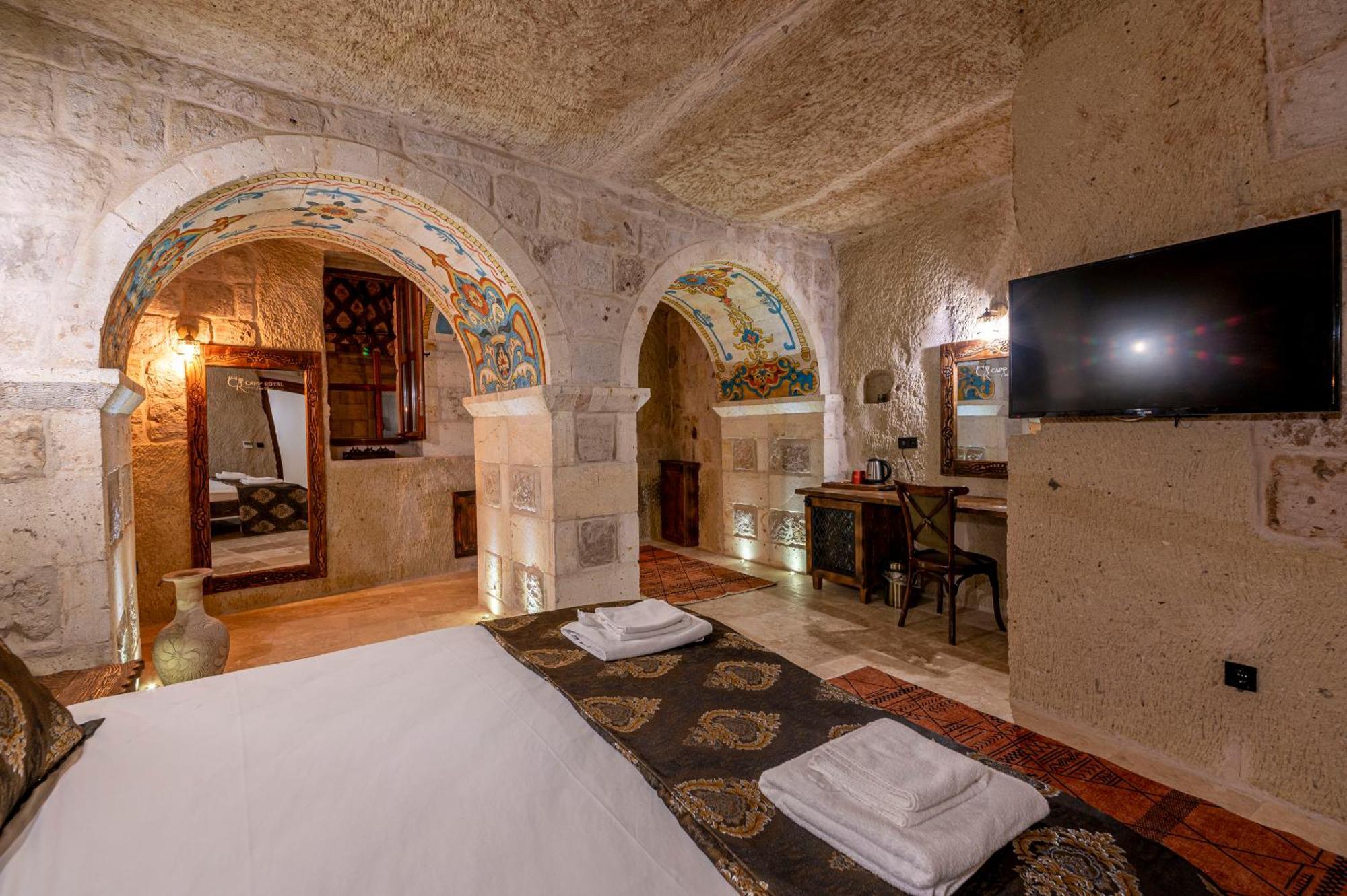 Capp Royal Cave Hotel Юргюп Екстериор снимка