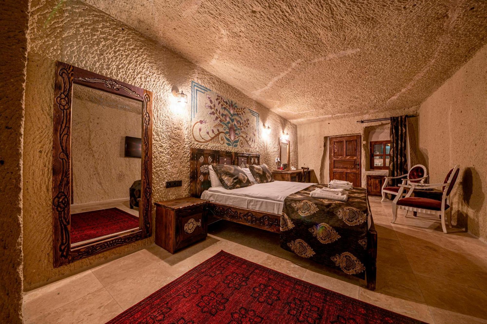 Capp Royal Cave Hotel Юргюп Екстериор снимка