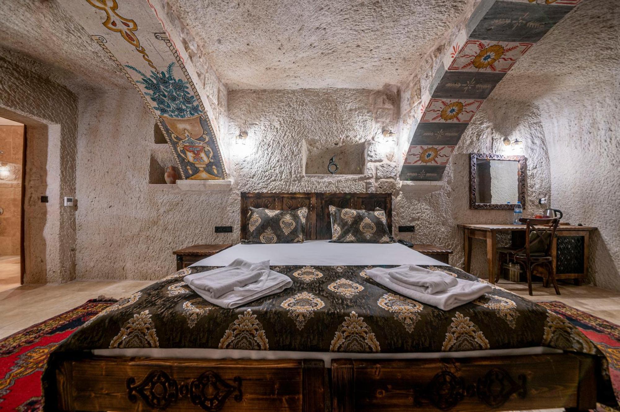 Capp Royal Cave Hotel Юргюп Екстериор снимка